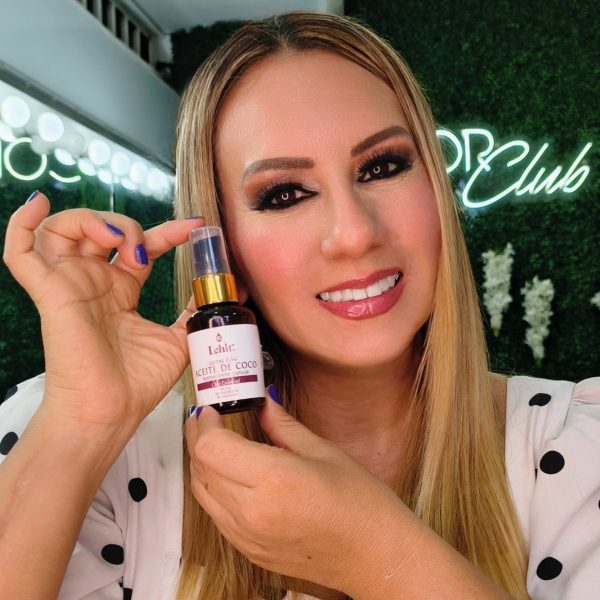 Aceite de coco para tratamiento capilar